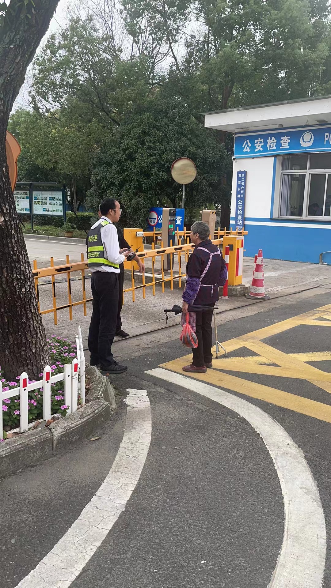 1697186916744180.jpg 鮑宏旭.jpg